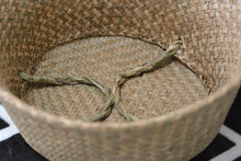 Load image into Gallery viewer, Seaweed Wicker Basket Rattan Hanging Flowerpot  Dirty Clothes    Storage    WF1015