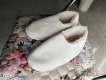 Load image into Gallery viewer, Wool Winter Slippers for Men & Women