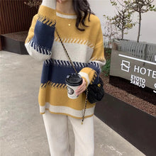 Load image into Gallery viewer, Women's Stylish Contrast Color Sweater