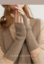 Load image into Gallery viewer, 100% Cashmere Fingerless Gloves