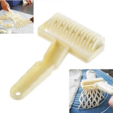 Load image into Gallery viewer, Stainless Steel Lattice Cutter Roller - Pastry & Pizza Dough Wheel