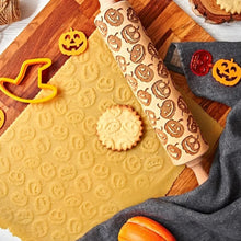 Load image into Gallery viewer, Halloween Pumpkin Embossed Rolling Pin