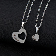 Load image into Gallery viewer, 2PCS Gift for Mom Hollow Love Pendant Necklace Family Stainless Steel Accessories Mother Day Set Thanksgiving Jewelry 'Daughter'