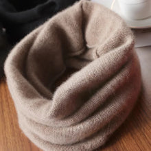 Load image into Gallery viewer, Pure Wool Knit Ring Scarf