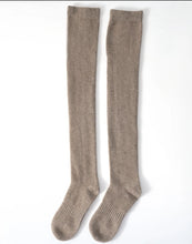 Load image into Gallery viewer, 100% Cashmere Women's Long Winter Socks