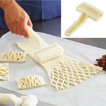 Load image into Gallery viewer, Stainless Steel Lattice Cutter Roller - Pastry & Pizza Dough Wheel