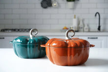 Load image into Gallery viewer, Pumpkin Enameled Cast Iron Dutch Oven - 1.9L Non-Stick Casserole Dish