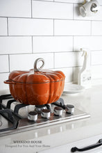 Load image into Gallery viewer, Pumpkin Enameled Cast Iron Dutch Oven - 1.9L Non-Stick Casserole Dish