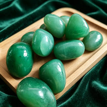 Load image into Gallery viewer, Green Aventurine Tumbled Stones, Natural, 100g Bag, 2–4cm