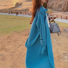 Load image into Gallery viewer, Women's Alpaca Wool Knit Sweater