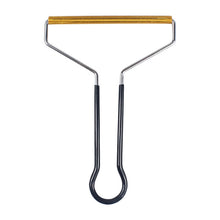 Load image into Gallery viewer, Portable Lint Remover Manual Lint Roller Clothes Brush Tools Clothes Fuzz Fabric Shaver for Woolen Coat Sweater Fluff Remover