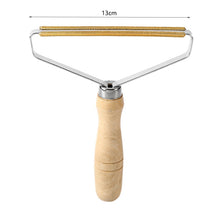 Load image into Gallery viewer, Portable Lint Remover Manual Lint Roller Clothes Brush Tools Clothes Fuzz Fabric Shaver for Woolen Coat Sweater Fluff Remover