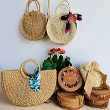 Load image into Gallery viewer, Woven Straw Boho Round Bags