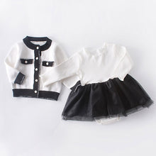 Load image into Gallery viewer, Matching Warm Winter Knit Sweater and Bloomers for Baby
