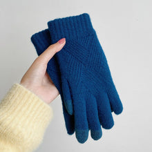 Load image into Gallery viewer, Crosshatch Cashmere Winter Gloves