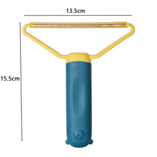 Load image into Gallery viewer, Portable Lint Remover Manual Lint Roller Clothes Brush Tools Clothes Fuzz Fabric Shaver for Woolen Coat Sweater Fluff Remover
