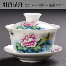 Load image into Gallery viewer, Bone Porcelain Tea Bowl with Top