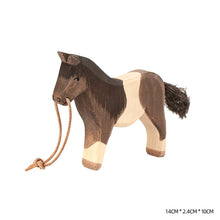 Load image into Gallery viewer, Montessori Wooden Horse and Knight Figures for Open-Ended Play