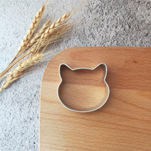 Load image into Gallery viewer, Variety Styles Stainless Steel Easter Biscuit Cutter Easter Rabbit Eggs Carrot Cookie Mold Kitchenware Cookie Cutter Baking Tool