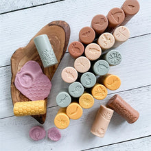 Load image into Gallery viewer, Montessori Play Dough Stamp Toys- Bugs, Animals, Ocean, Leaves