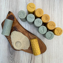 Load image into Gallery viewer, Montessori Play Dough Stamp Toys- Bugs, Animals, Ocean, Leaves