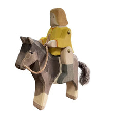 Load image into Gallery viewer, Montessori Wooden Horse and Knight Figures for Open-Ended Play