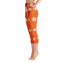Load image into Gallery viewer, Orange Starburst Yoga Capri Leggings
