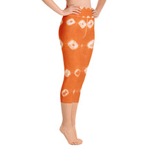 Load image into Gallery viewer, Orange Starburst Yoga Capri Leggings