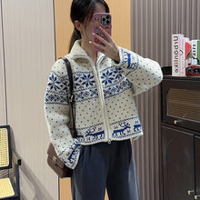 Load image into Gallery viewer, Comfortable Retro Heavy Industry Stand Collar Short Sweater
