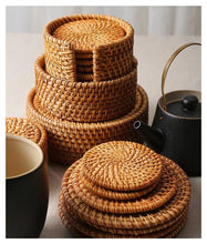 Load image into Gallery viewer, KEMORELA 1PC Round Natural Rattan Coasters Bowl Pad Handmade Padding Cup Mat Insulation Placemats Kitchen Decoration Accessories
