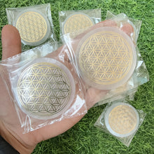 Load image into Gallery viewer, Selenite Charging Plate with Flower of Life Design, about 6–7cm

