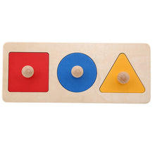 Load image into Gallery viewer, Wooden knob puzzle with nesting circles
