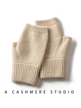 Load image into Gallery viewer, 100% Cashmere Fingerless Gloves
