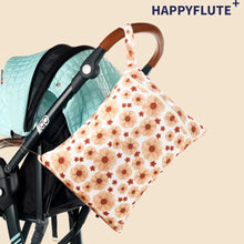 Load image into Gallery viewer, HappyFlute Exclusive 4 PCS Washable&amp;Reusable Ecological Diapers For Baby + 1 PCS Waterproof Bag
