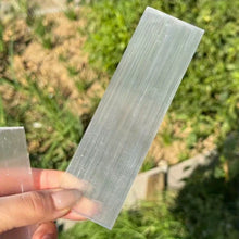 Load image into Gallery viewer, Selenite Charging Plate, Natural Slab, 9–15cm
