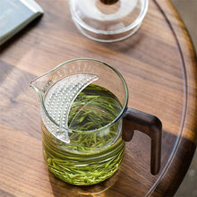 Load image into Gallery viewer, Borosilicate Glass Teapot with Crescent Filter, 800ml

