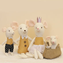 Load image into Gallery viewer, Plush dolls Stuffed Animal Cartoon Kids Toys for Girls Baby Birthday Christmas Gift mouse family dollhouse
