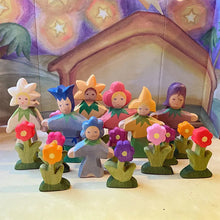 Load image into Gallery viewer, Flower Children Figures Waldorf Toys Kids Open Ended Play Toys Handmade Wooden Toys Fairy Tale Figures Baby Montessori Activity
