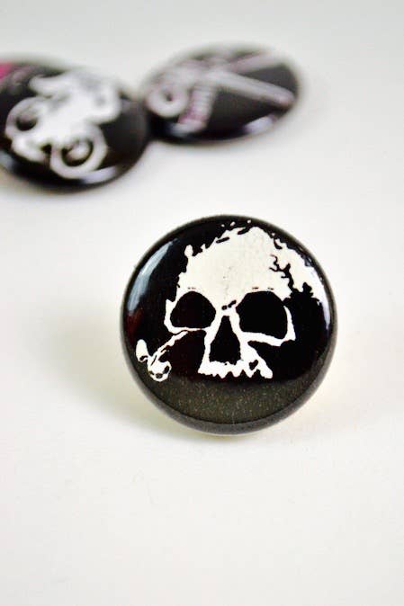 Pin #105: Skull