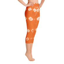 Load image into Gallery viewer, Orange Starburst Yoga Capri Leggings
